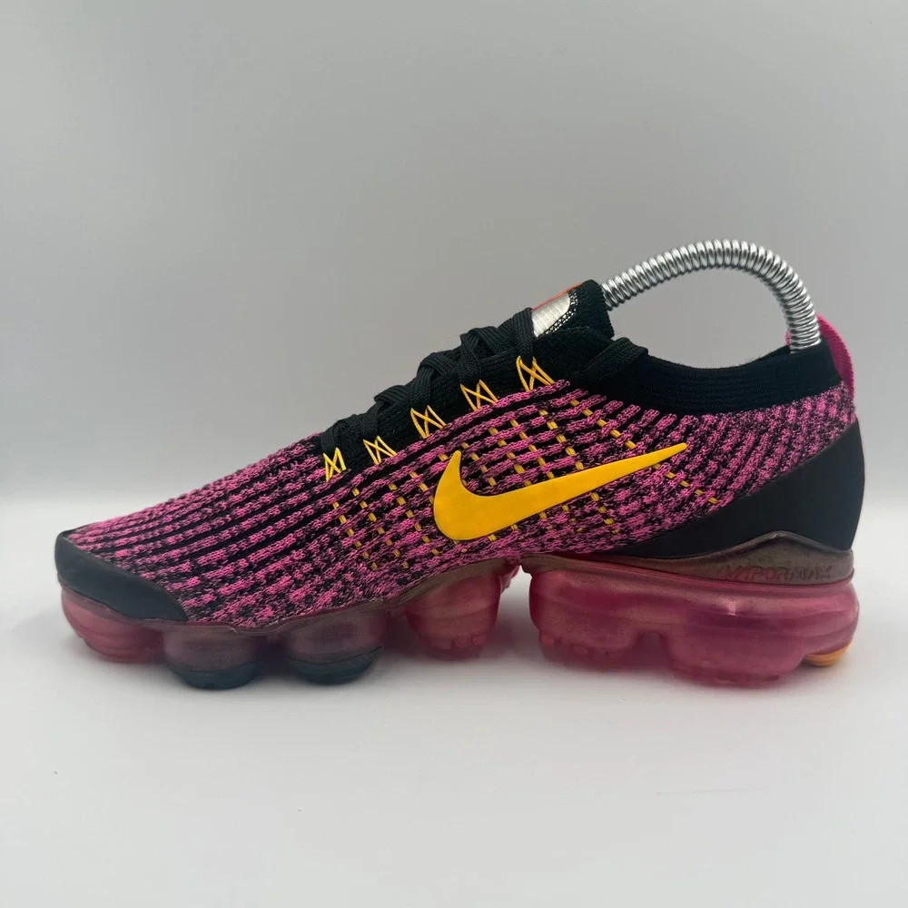 Nike Air VaporMax 3.0 Womens Size 8 Running Shoes Flyknit AJ6910-600 Pink Yellow
